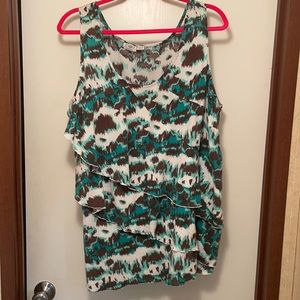 Sleeveless 3 tiered top